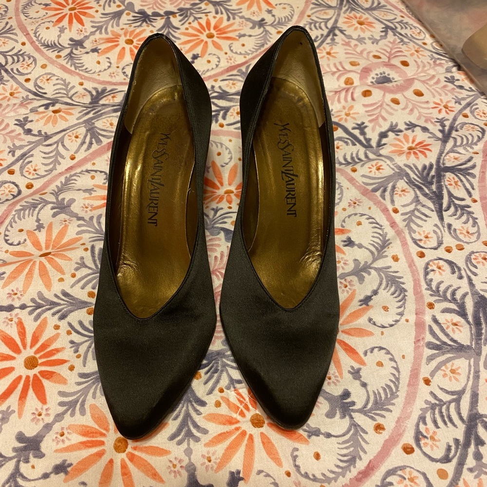 Yves Saint Laurent Heels